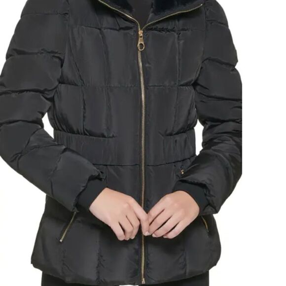 Guess medium black faux fur trim jacket puffer coat winter - Picture 4 of 4